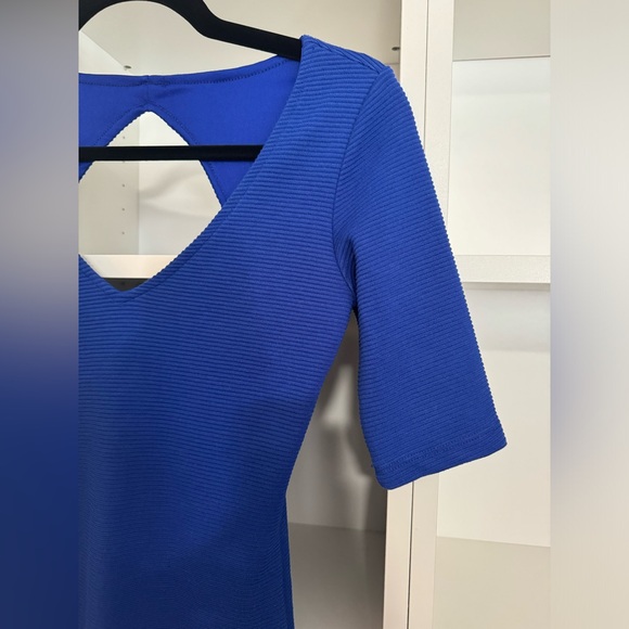 Dynamite Ribbed Electric Blue Midi Dress - Picture 5 of 9